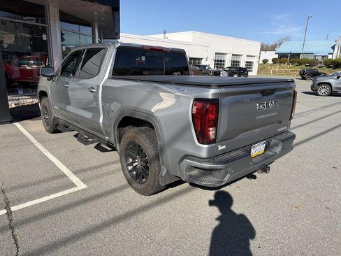Used 2026 GMC Sierra 1500 Elevation w/ Elevation Premium Package AWD/4WD image 4