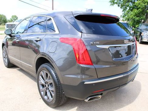 Used 2019 Cadillac XT5 FWD image 5