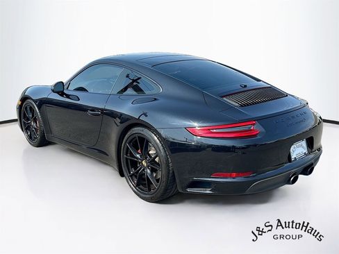 Used 2019 Porsche 911 Carrera S image 5