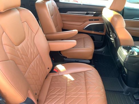 Used 2024 Kia Telluride SX X-Pro image 9