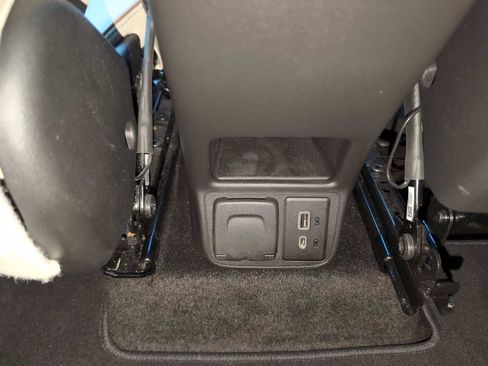 Used 2024 Buick Encore GX Avenir w/ Avenir Convenience Package image 20