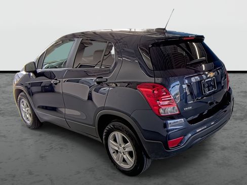 Used 2019 Chevrolet Trax LS w/ Tint and Cruise Package FWD image 11