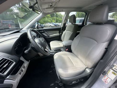 Used 2018 Subaru Forester 2.5i Limited AWD/4WD image 15