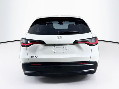 Certified 2025 Honda HR-V LX image 29