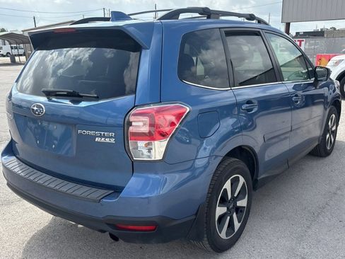 Used 2017 Subaru Forester 2.5i Limited AWD/4WD image 8