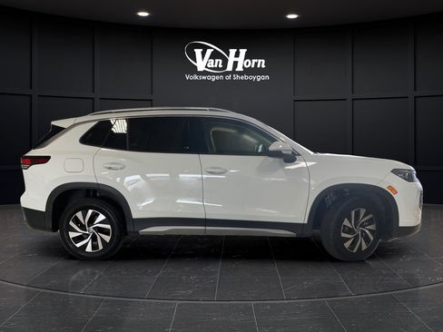 Used 2025 Volkswagen Tiguan S AWD/4WD image 8
