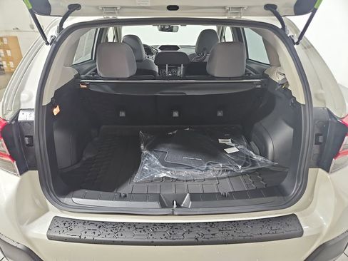 Certified 2022 Subaru Crosstrek 2.0i Premium w/ Moonroof Package image 24