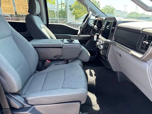 Used 2025 Ford F150 XLT w/ Equipment Group 301A Standard AWD/4WD image 29