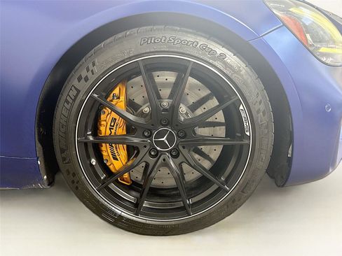 Used 2020 Mercedes-Benz AMG GT R w/ Exclusive Interior Package image 23