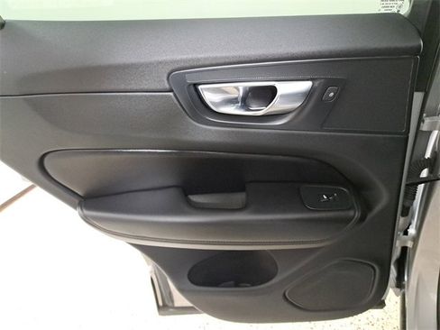 Used 2023 Volvo XC60 B5 Plus w/ Climate Package image 14