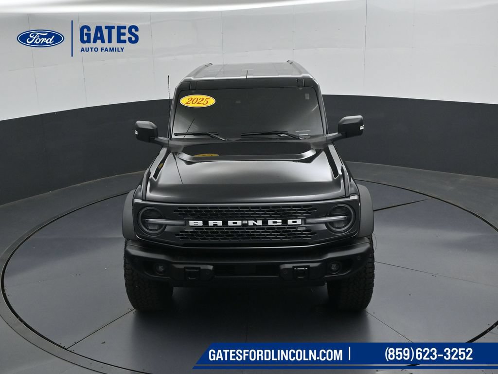 Used 2025 Ford Bronco Badlands AWD/4WD image 49