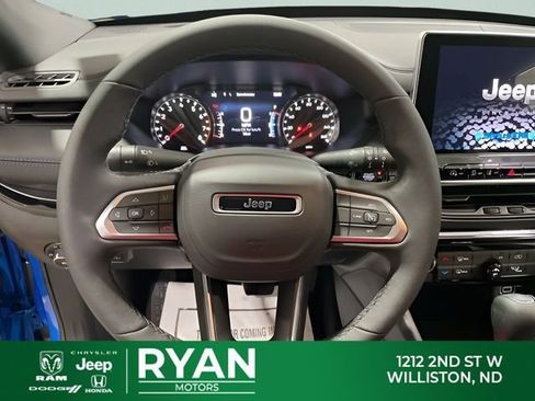 New 2026 Jeep Compass Latitude image 22