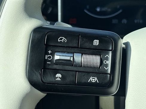 Used 2025 Hyundai Santa Fe Calligraphy FWD image 28