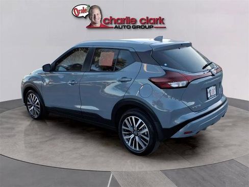 Certified 2024 Nissan Kicks SV image 3