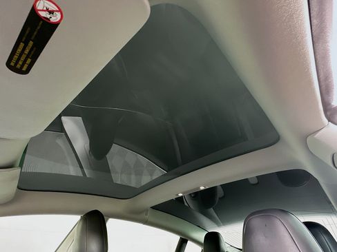 Used 2019 Tesla Model 3 Long Range image 24