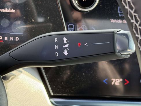 New 2026 Chevrolet Equinox EV LT image 16