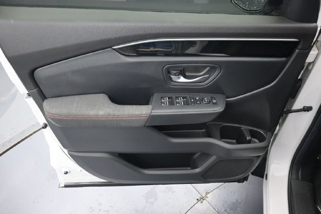 Certified 2025 Honda Pilot Sport image 22