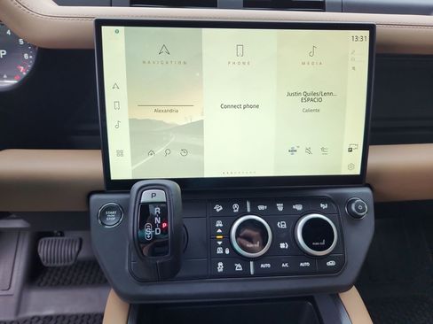 New 2026 Land Rover Defender 110 X-Dynamic SE AWD/4WD image 15