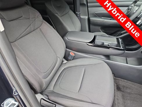 Used 2026 Hyundai Tucson Blue SE image 18