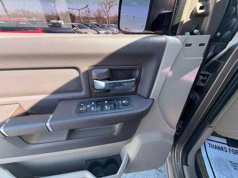 Used 2009 Dodge Ram 1500 Truck SLT image 10