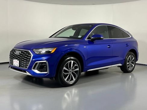Used 2021 Audi Q5 2.0T Premium w/ Convenience Package AWD/4WD image 3