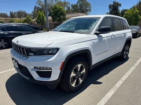 Used 2024 Jeep Grand Cherokee Limited 4xe AWD/4WD image 2