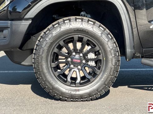 Used 2023 GMC Sierra 1500 AT4X AWD/4WD image 31