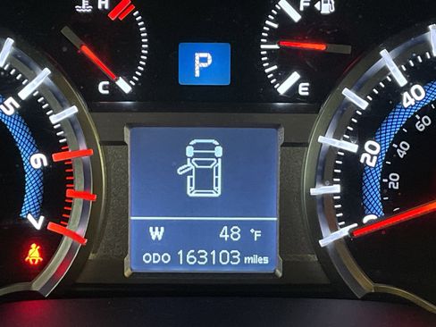 Used 2014 Toyota 4Runner Limited image 11