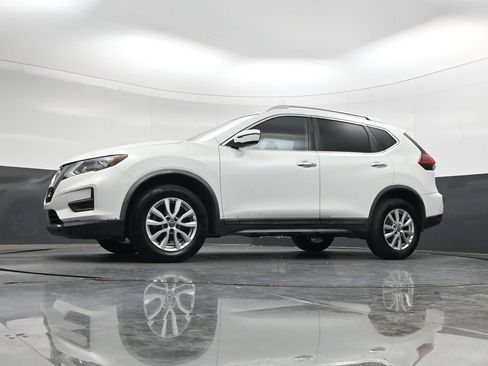Used 2018 Nissan Rogue SV AWD/4WD image 28