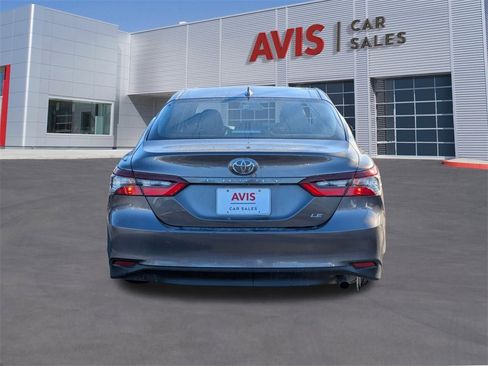 Used 2024 Toyota Camry LE image 5