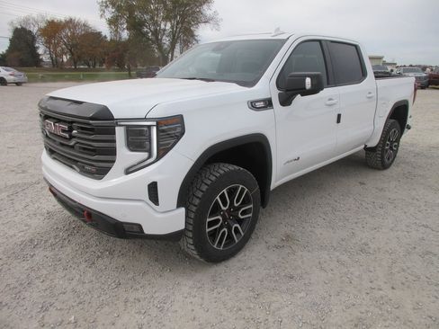New 2026 GMC Sierra 1500 AT4 image 9