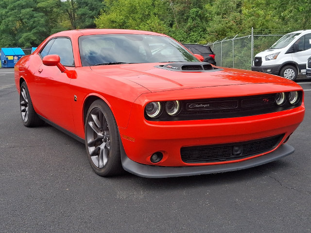 Used 2023 Dodge Challenger R/T Scat Pack w/ Plus Package RWD image 2