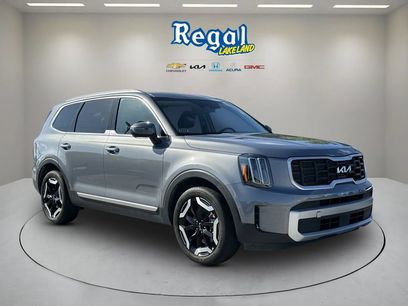 Used 2025 Kia Telluride S