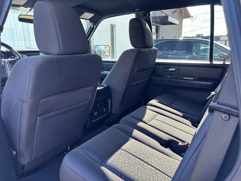 Used 2016 Ford Expedition XL w/ Equipment Group 101A AWD/4WD image 46
