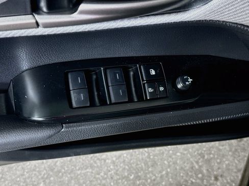 Used 2026 Toyota Camry SE FWD image 17