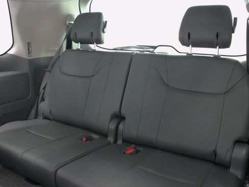 Used 2009 Lexus LX 570 4WD image 44