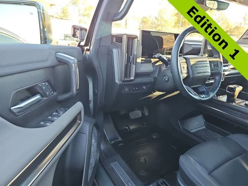Used 2024 GMC Hummer EV 3X w/ LPO, Illumination Package image 10