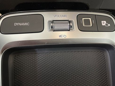 Certified 2025 Mercedes-Benz GLA 250 image 27