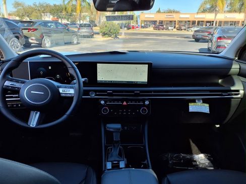 Used 2025 Hyundai Tucson SEL image 14