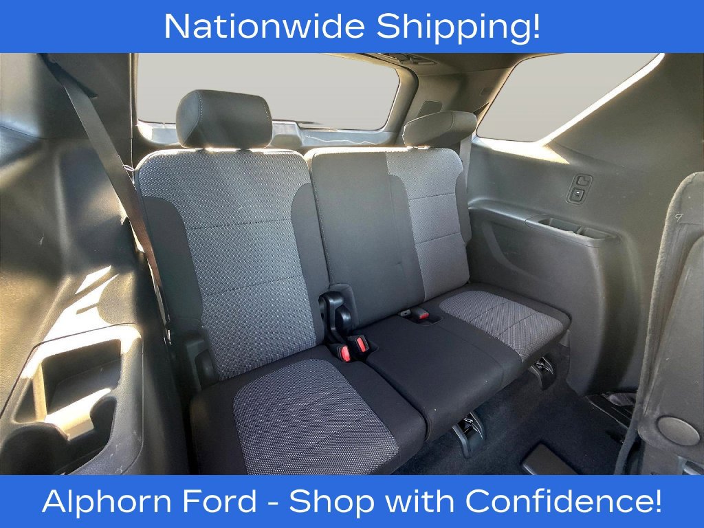 Used 2023 Chevrolet Traverse LT w/ Midnight/Sport Edition AWD/4WD image 28