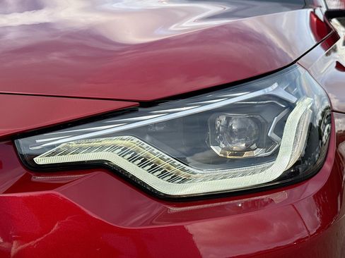 Used 2025 BMW 230i Coupe image 9