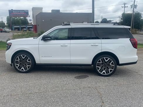 New 2027 Ford Expedition Platinum w/ Platinum Ultimate Package AWD/4WD image 8
