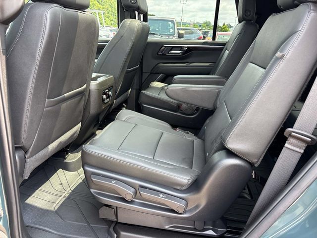 Used 2026 Chevrolet Tahoe Z71 w/ Comfort Package AWD/4WD image 20