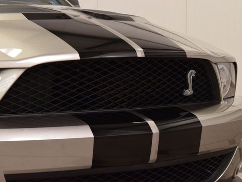 Used 2008 Ford Mustang Shelby GT500 RWD image 11