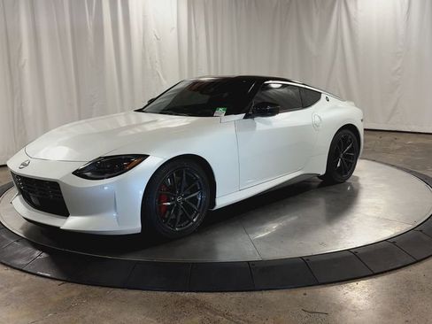 Used 2024 Nissan Z Performance w/ Floor Mat Package image 6
