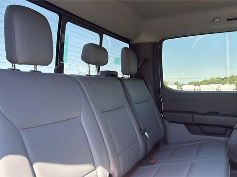 New 2026 Ford F350 XL w/ XL Chrome Package AWD/4WD image 17