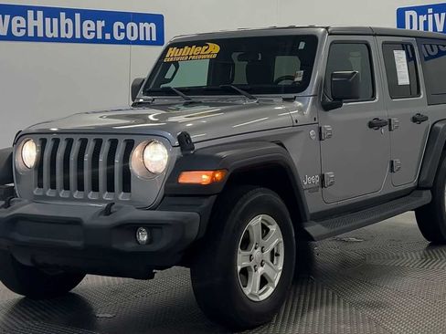 Used 2018 Jeep Wrangler Unlimited Sport S AWD/4WD image 3
