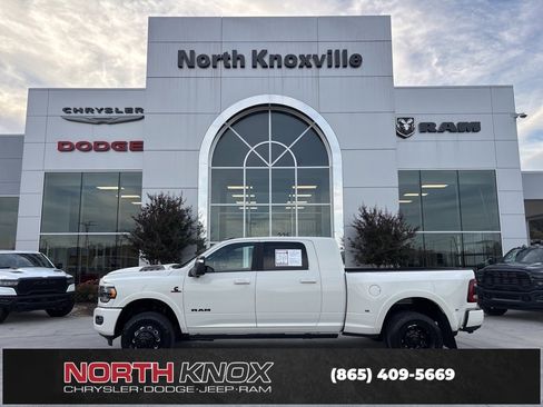 Used 2024 RAM 3500 Limited image 2