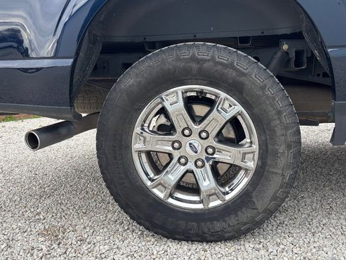 Certified 2022 Ford F150 Lariat w/ Equipment Group 502A High image 17