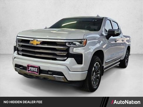 Used 2023 Chevrolet Silverado 1500 High Country w/ Z71 Off-Road Package AWD/4WD image 1